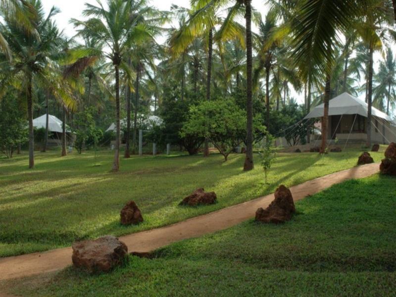 Hôtel Shreyas Retreat à Nelamangala Extérieur photo